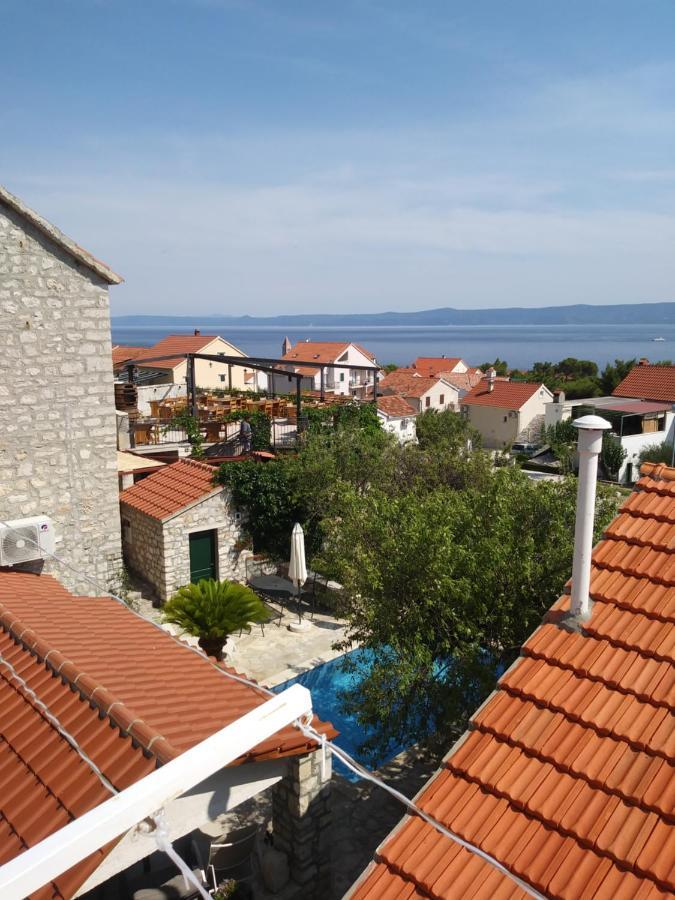 Apartments Soljacic Бол Екстериор снимка