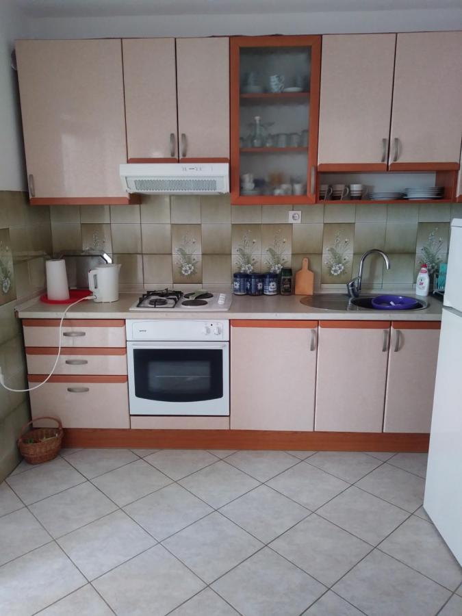 Apartments Soljacic Бол Екстериор снимка