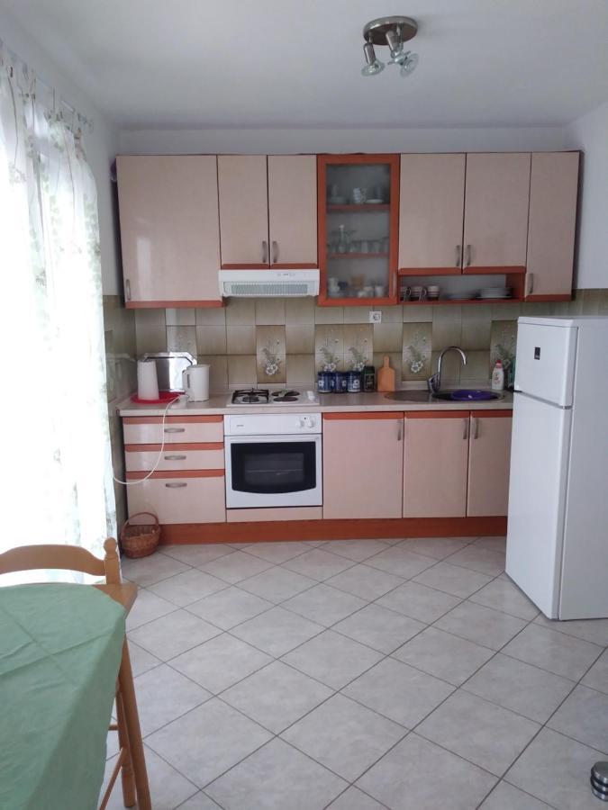 Apartments Soljacic Бол Екстериор снимка