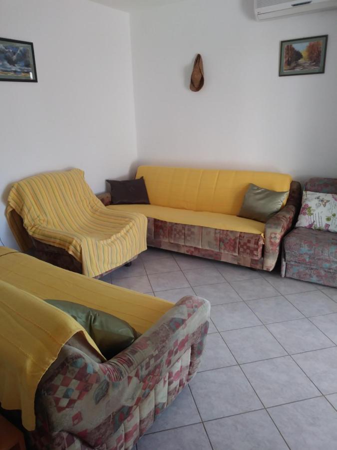 Apartments Soljacic Бол Екстериор снимка