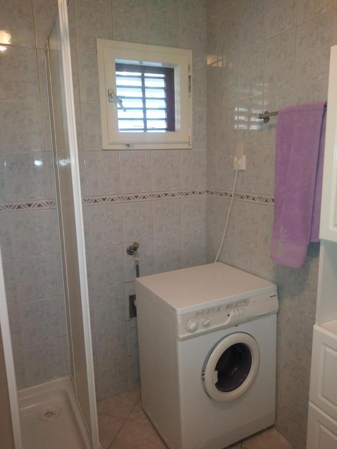 Apartments Soljacic Бол Екстериор снимка